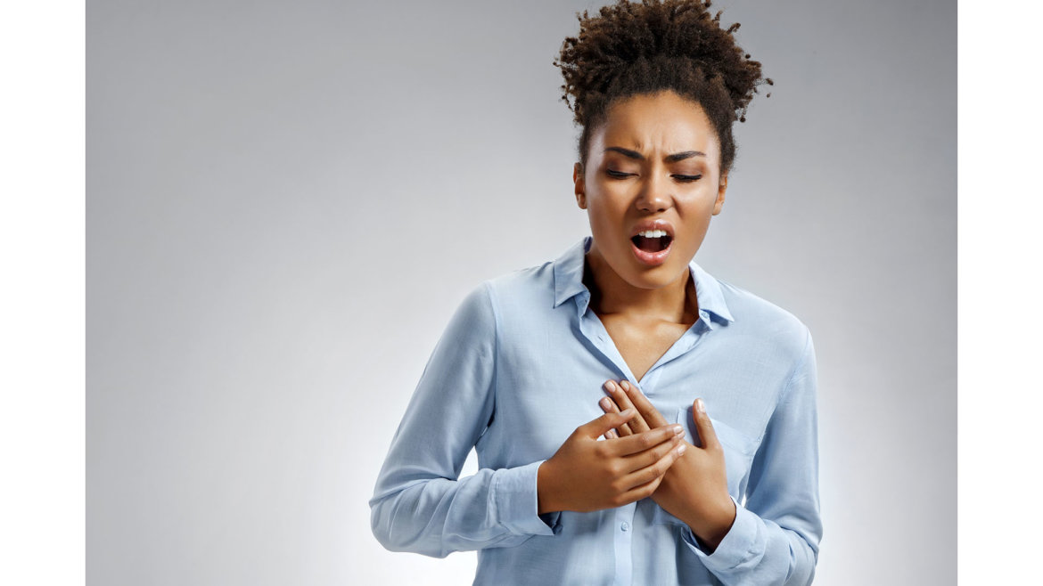 strankycinskemediciny-tlaky-na-hrudi